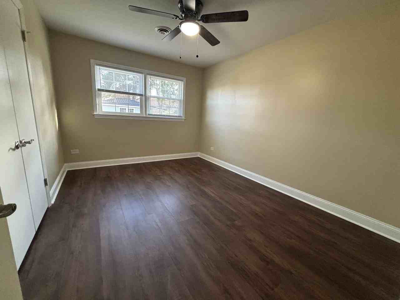 104 8th St - Photo 6 of 20