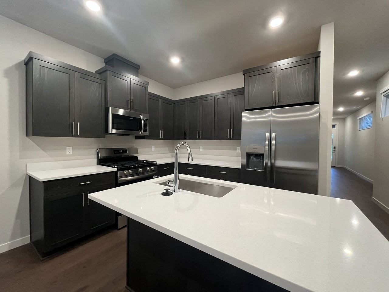 3034 Sw Linneman Dr - Photo 6 of 38