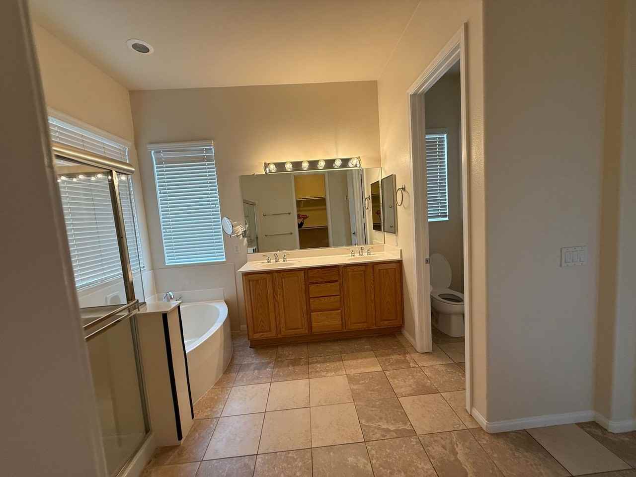 10807 Tumbleweed Rd - Photo 7 of 50