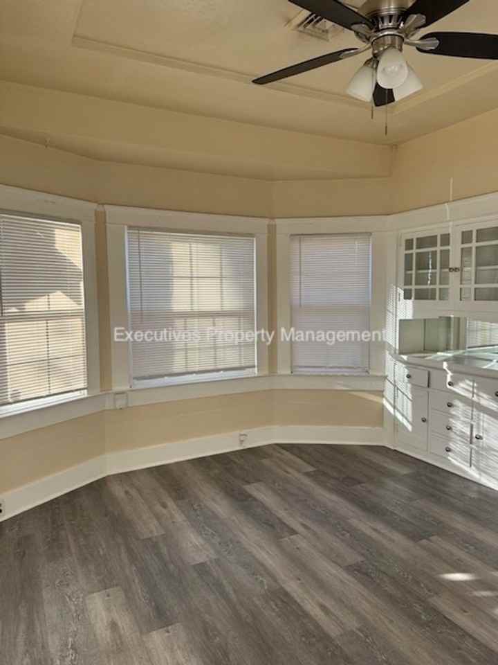 119 E Main St #A - Photo 3 of 8