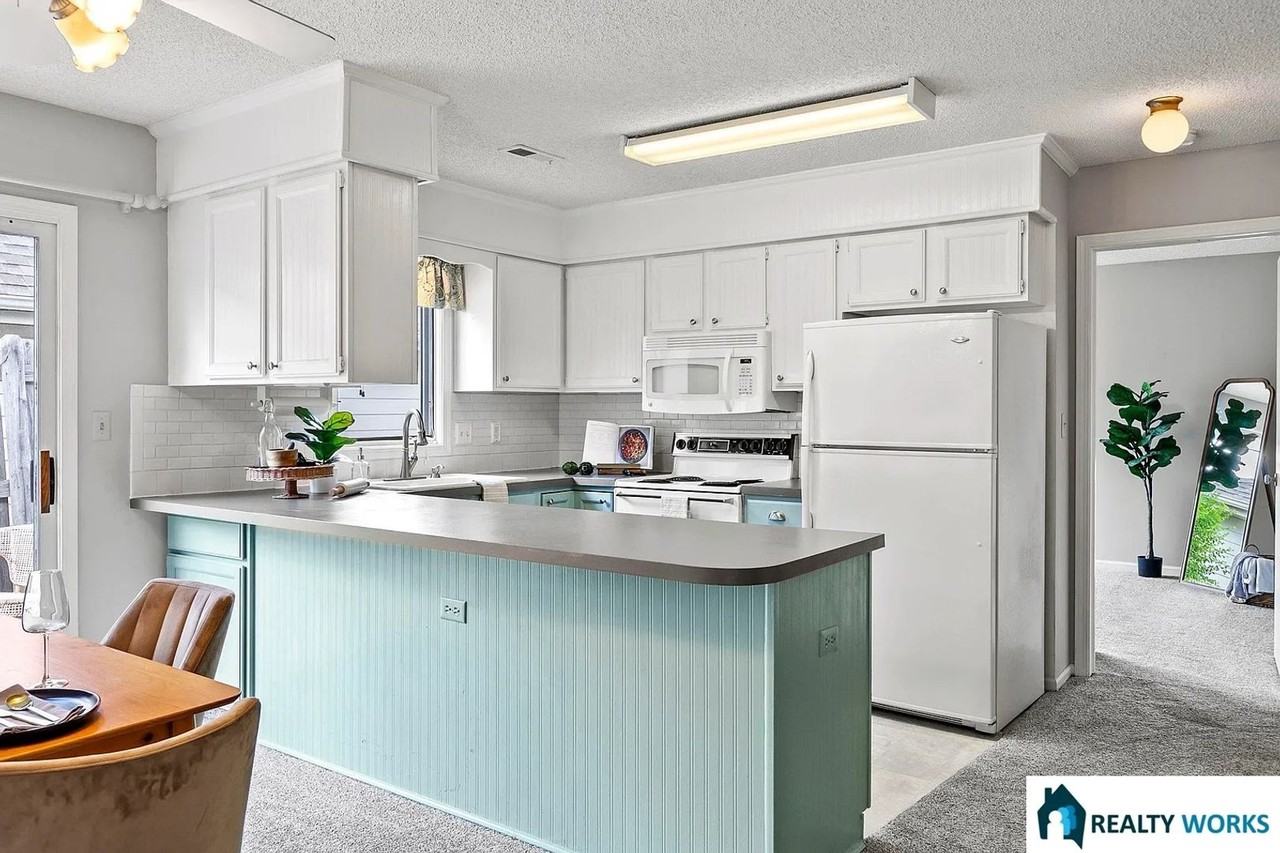 3400 Glenhaven Pl - Photo 3 of 7