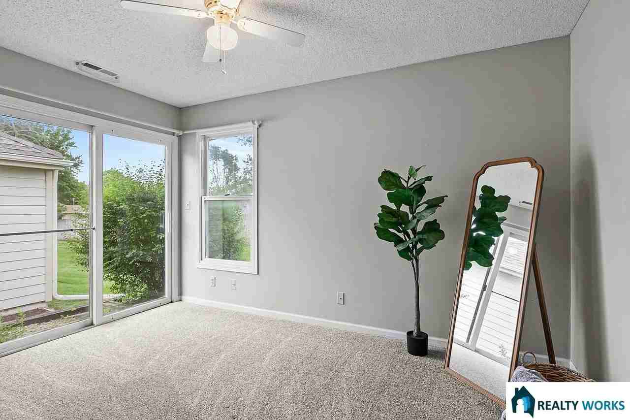 3400 Glenhaven Pl - Photo 5 of 7