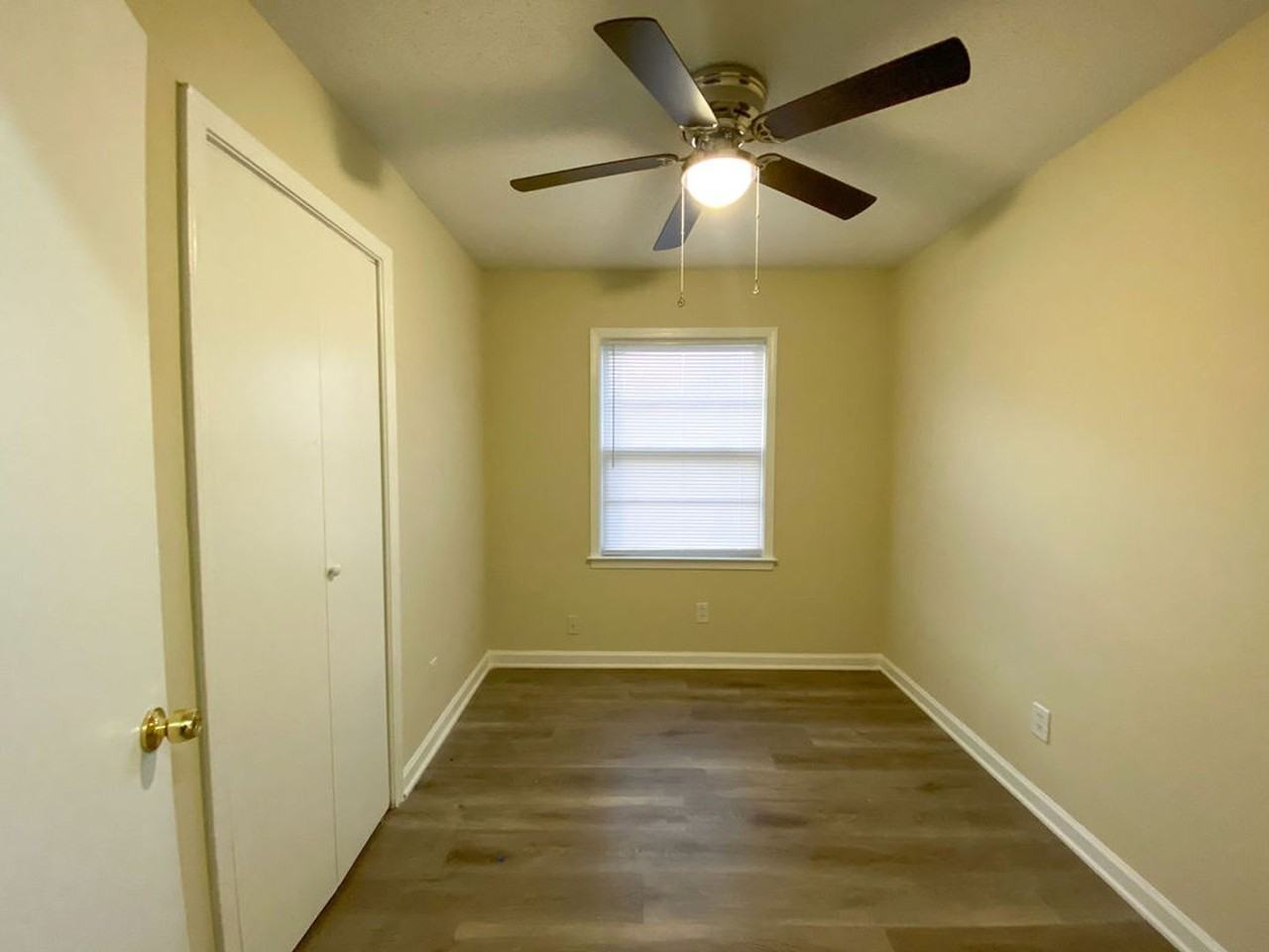 1930 Tahiti Ln - Photo 4 of 16