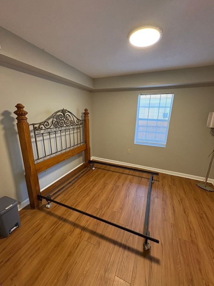 326 S 11th St - Photo 6 of 10