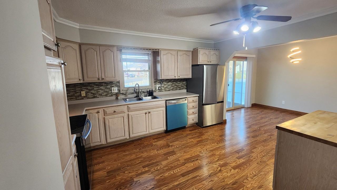 11430 Sunburst St - Photo 5 of 23