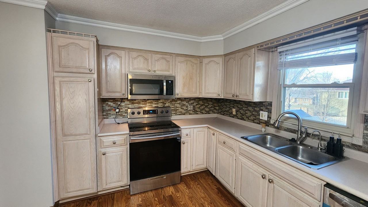 11430 Sunburst St - Photo 6 of 23