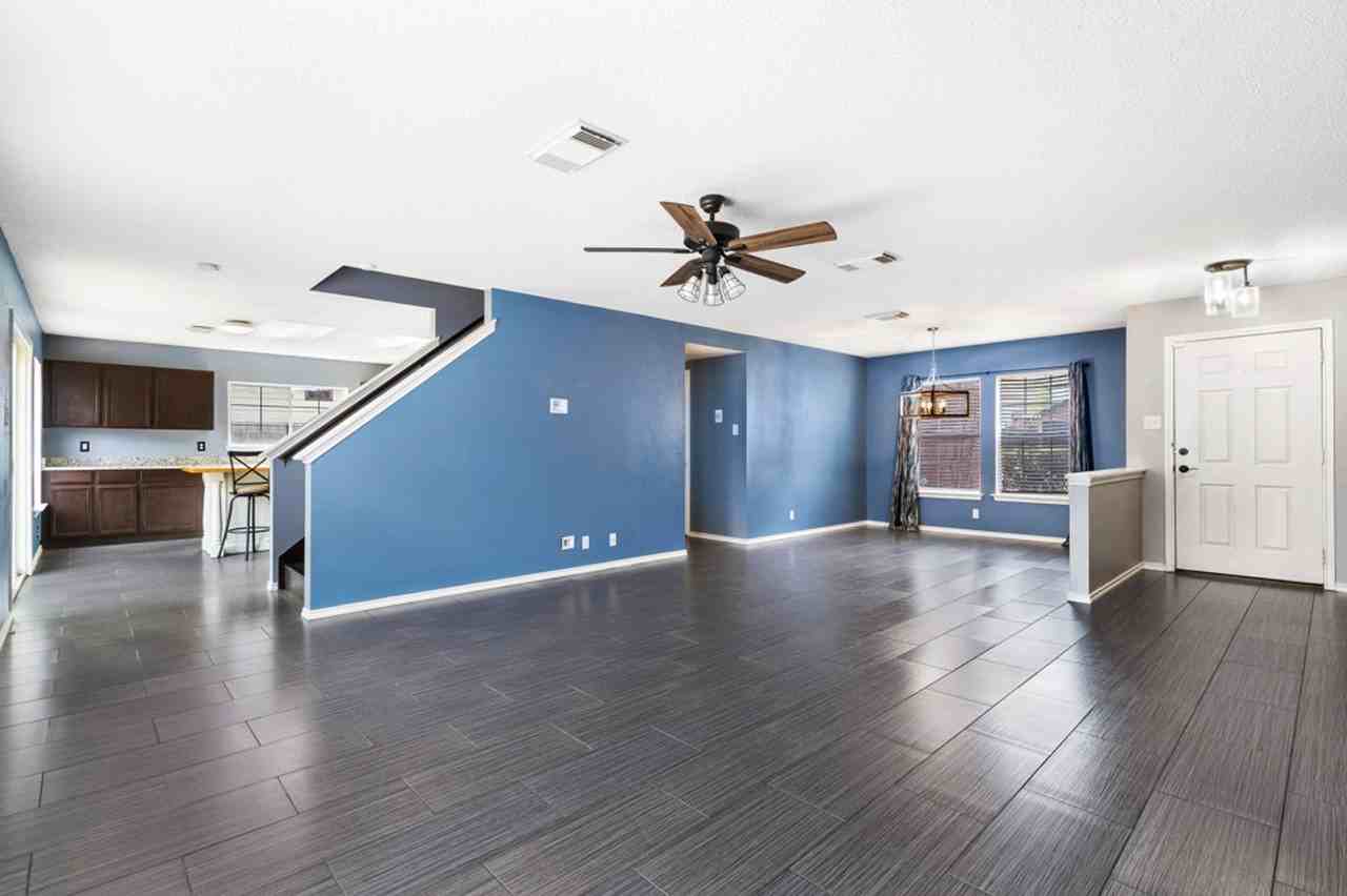 10110 Silver Br - Photo 7 of 25