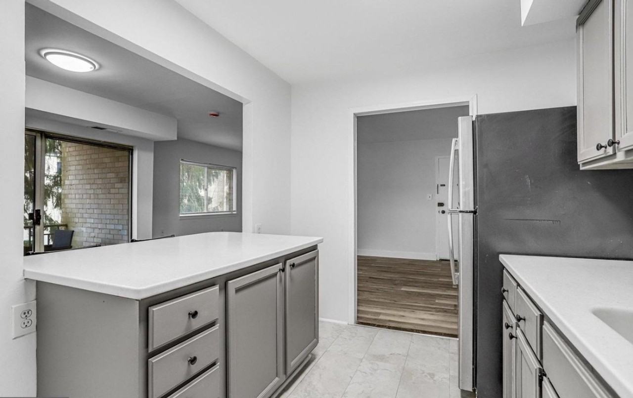 12311 Braxfield Ct - Photo 5 of 18