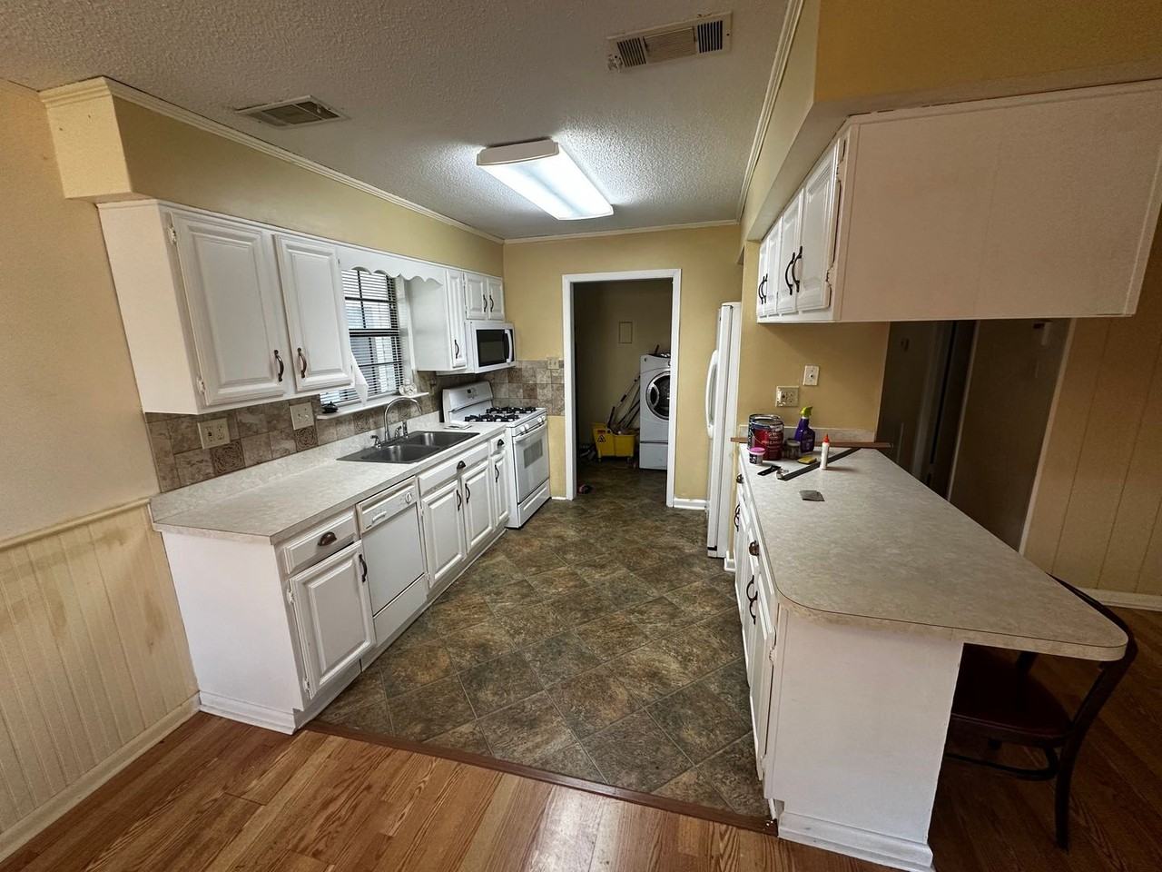 2107 Mallard St - Photo 7 of 29