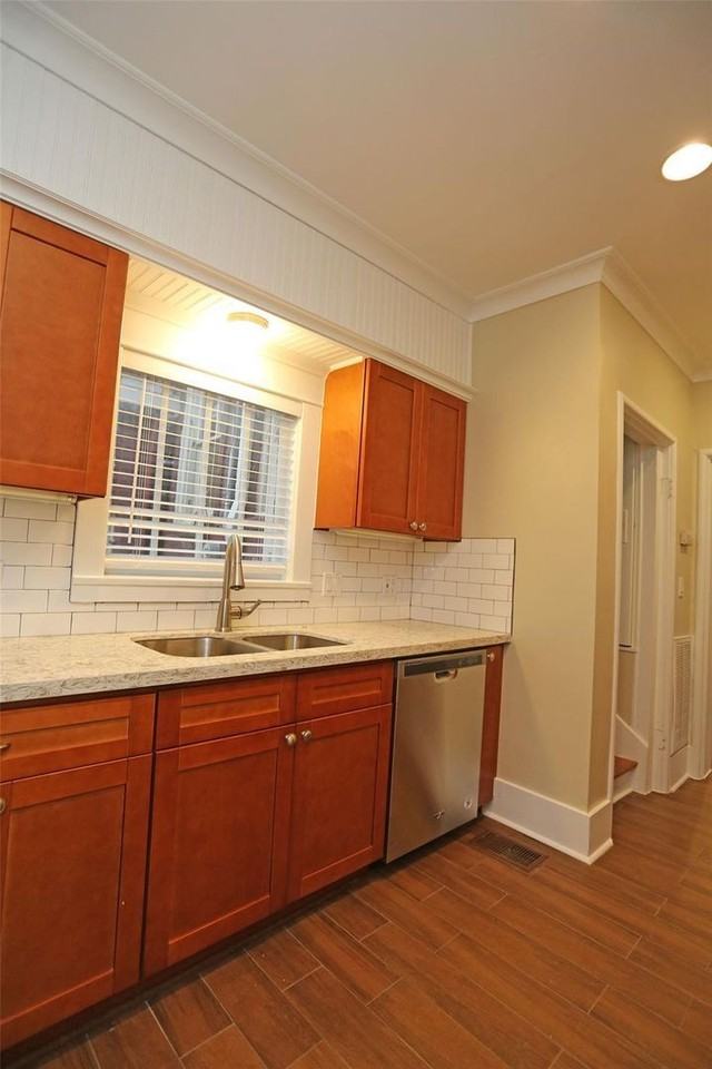 614 W Alabama St - Photo 7 of 15