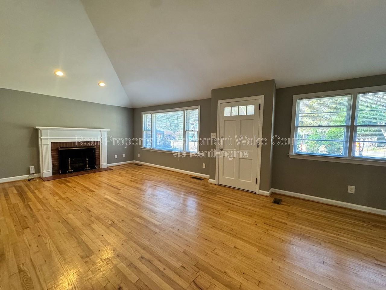 325 Jones Franklin Rd - Photo 4 of 44