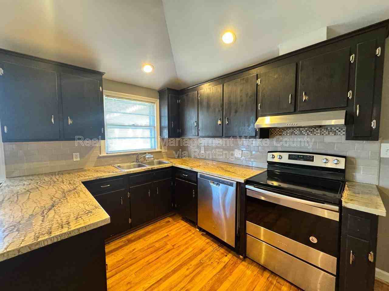 325 Jones Franklin Rd - Photo 6 of 44