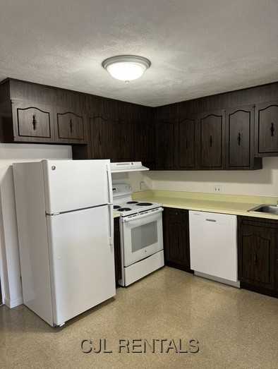 25 Brooks Park #26 - Photo 2 of 6