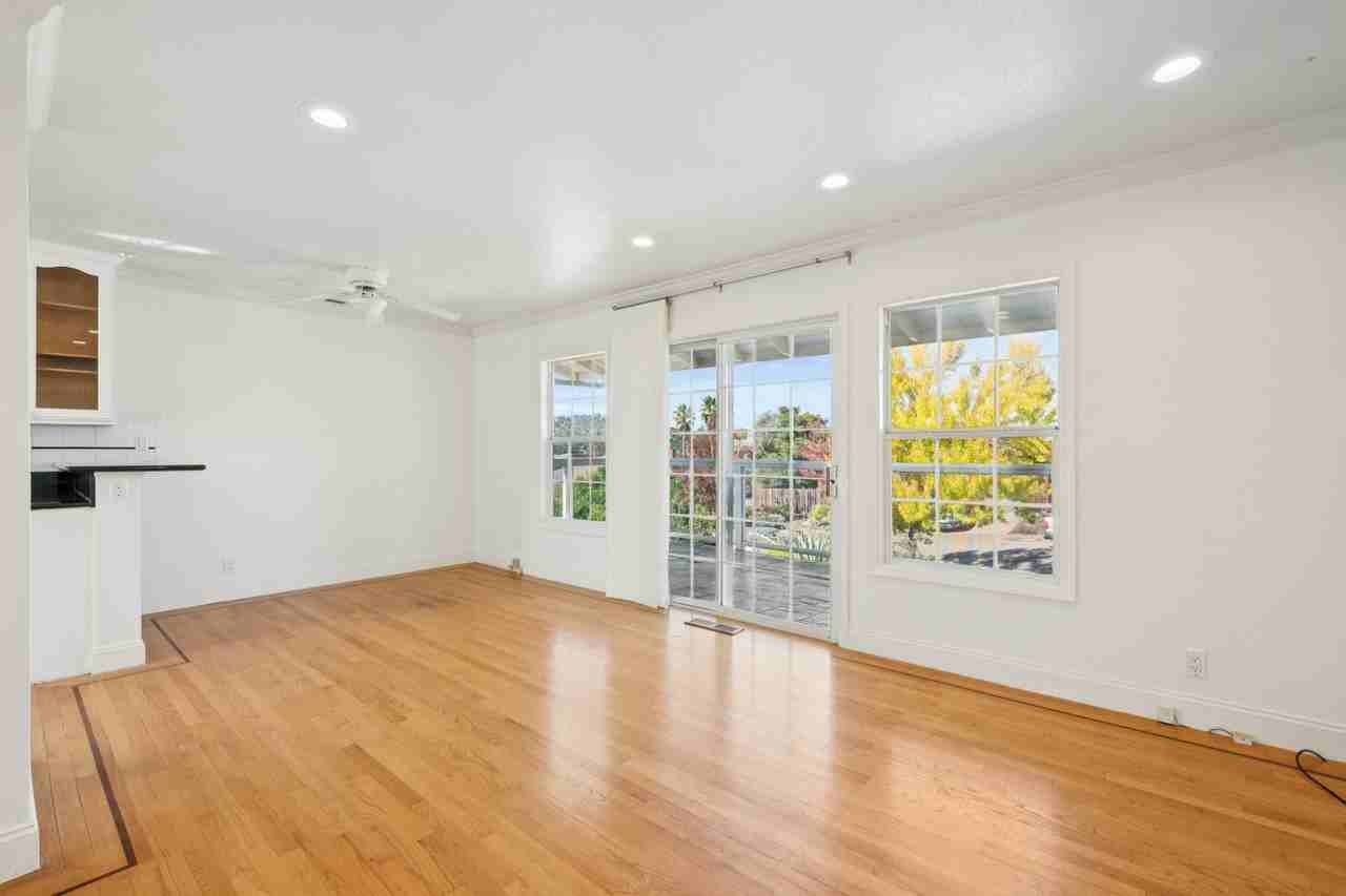 114 San Marino Dr - Photo 7 of 38