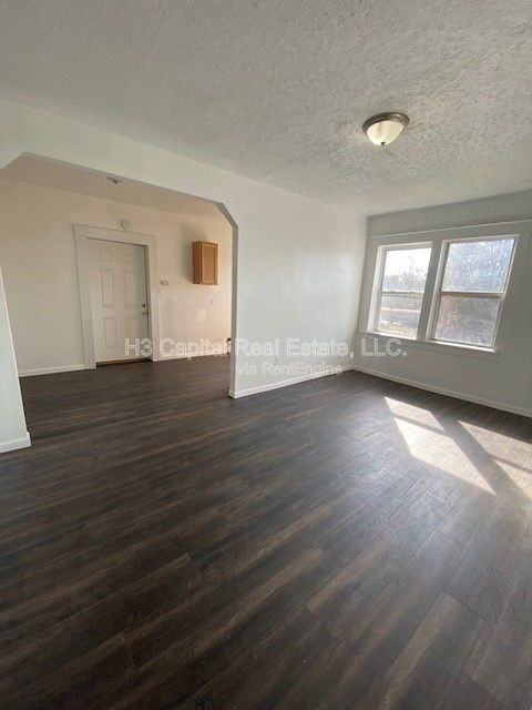 2458 Benton St #A - Photo 2 of 14