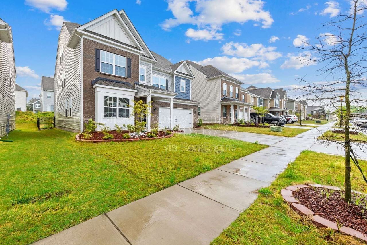 14924 Nichols Hall Dr - Photo 2 of 40