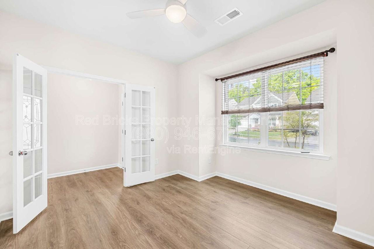 14924 Nichols Hall Dr - Photo 5 of 40