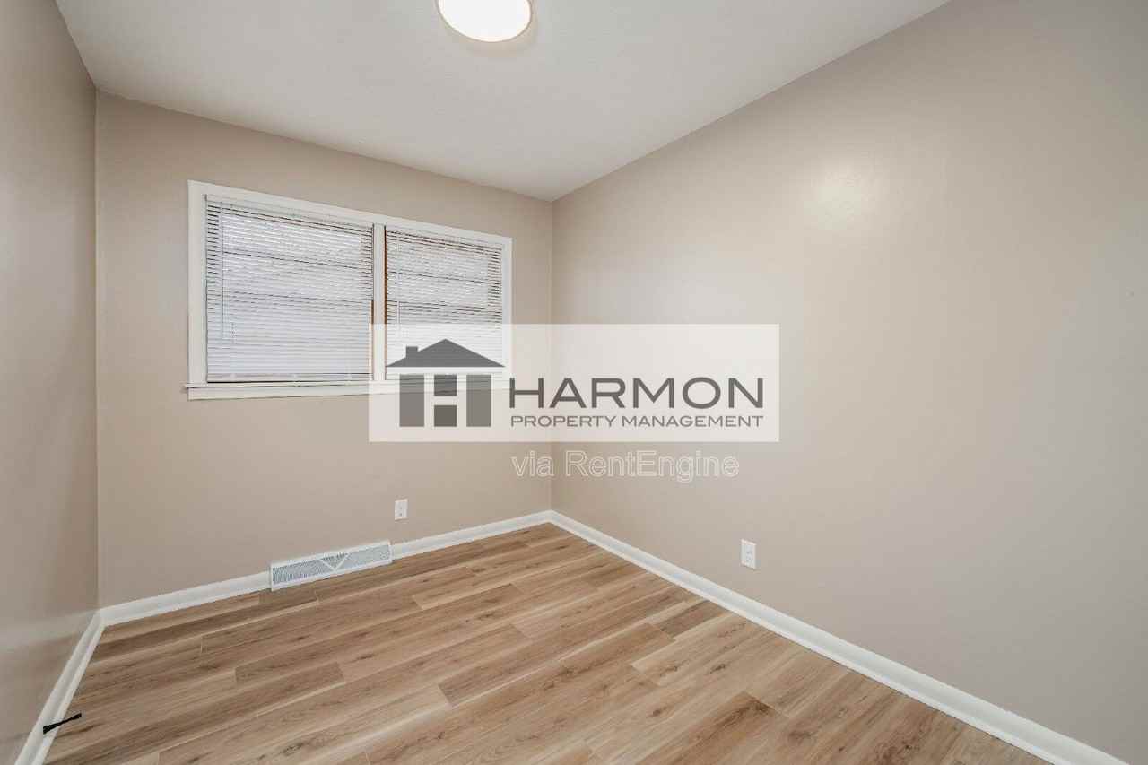 8514 W 9th St N - Photo 6 of 14