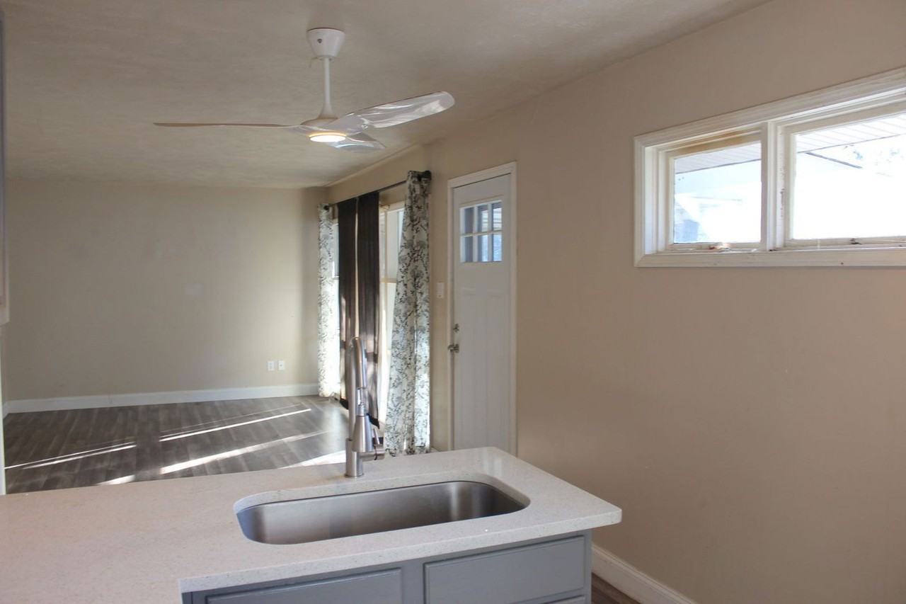 753 Jefferson Rd - Photo 2 of 12