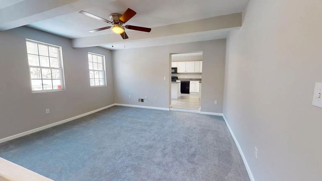 2824 Salisbury St #2 - Photo 3 of 18