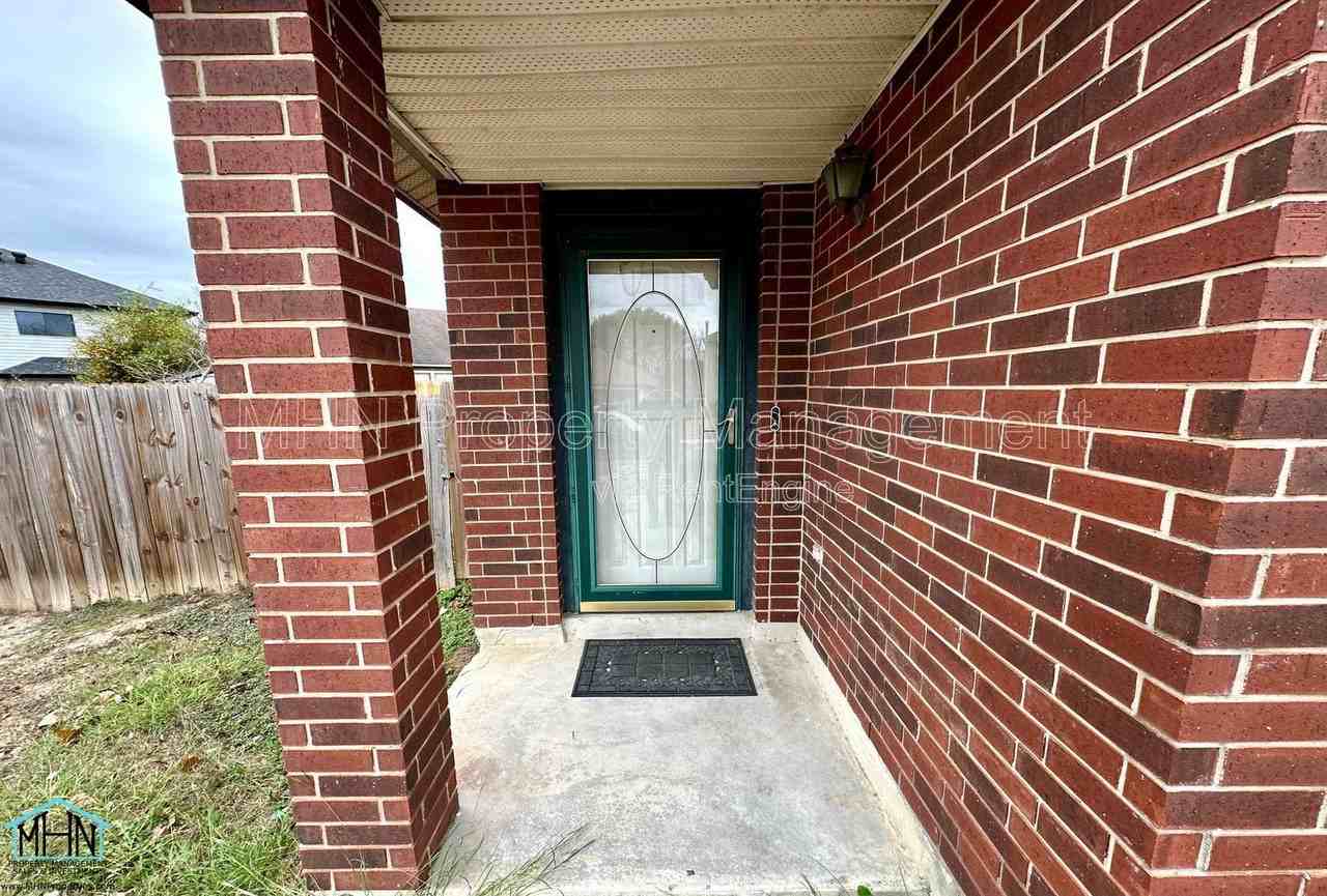 5135 Elk Crk - Photo 2 of 16