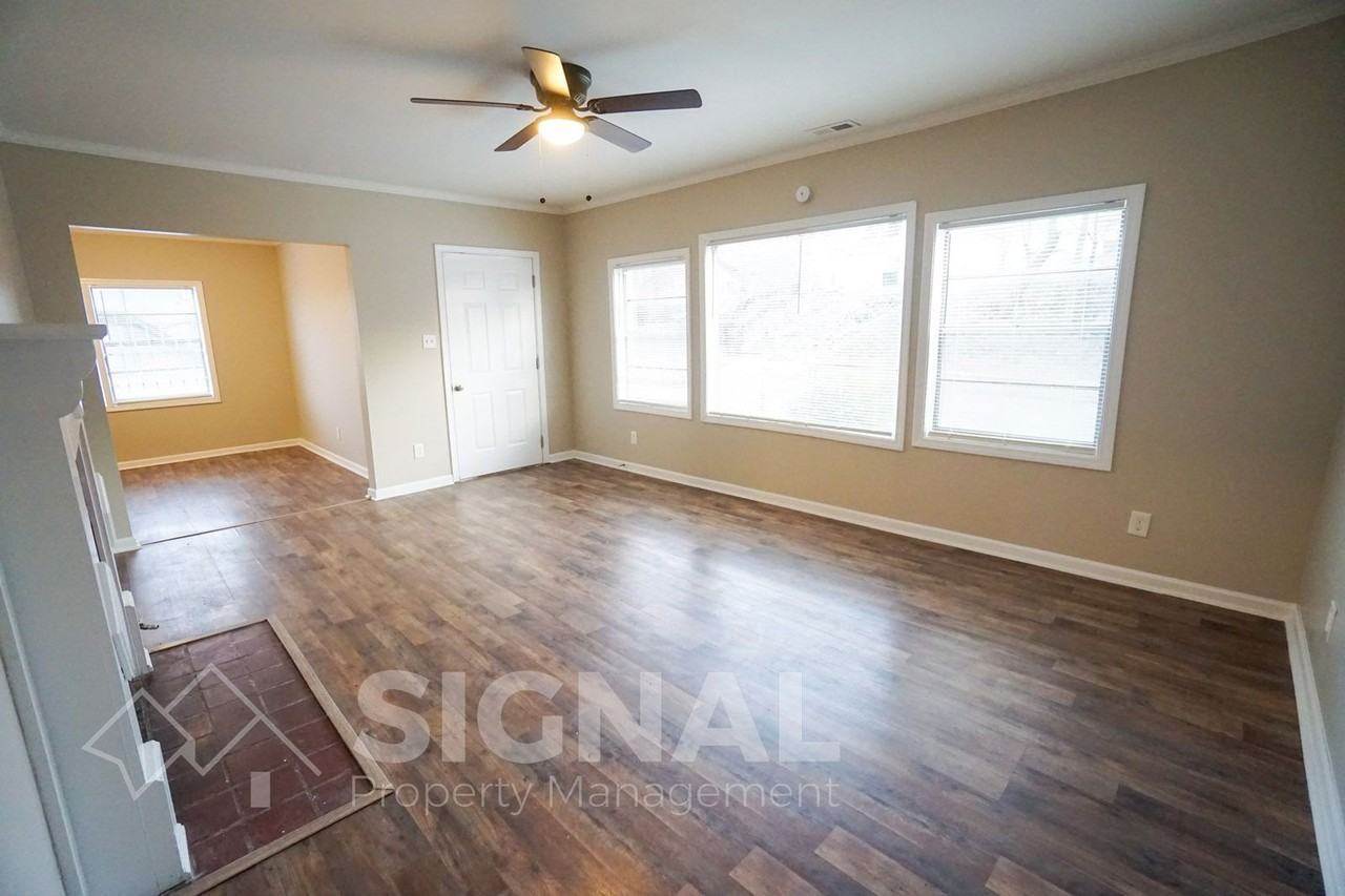 1932 Portage Ave - Photo 4 of 21