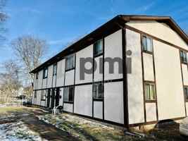 featured image of 834 Whitethorne Ave #D