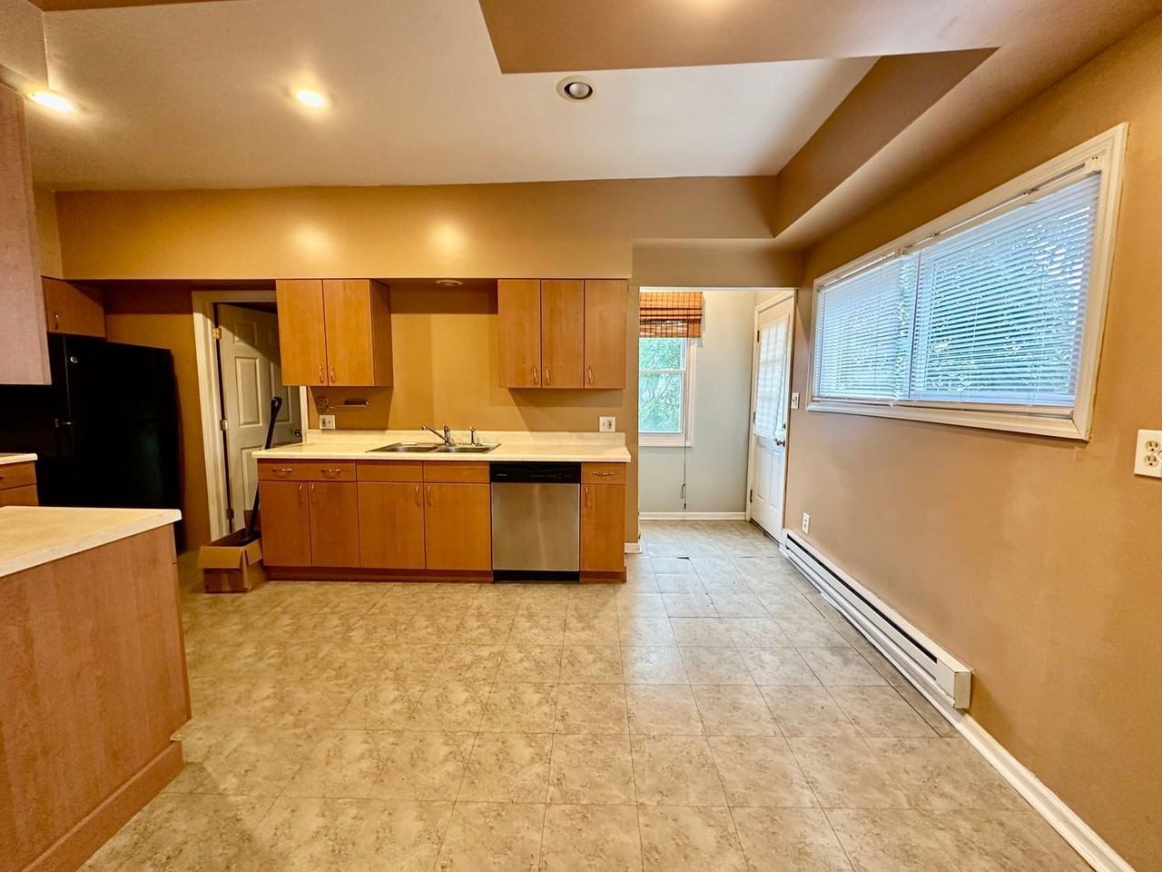 2709 Josephine St #2 - Photo 5 of 14