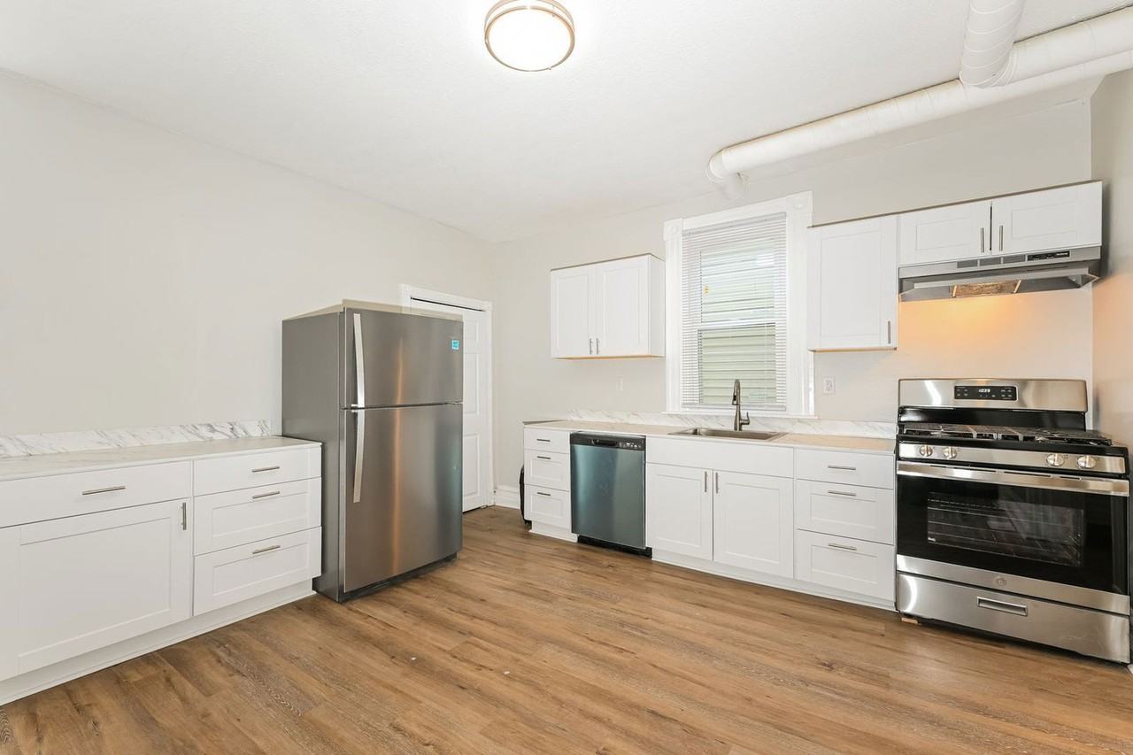 4 Kuhn St - Photo 2 of 16