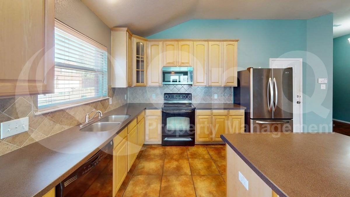 3251 Torio - Photo 5 of 23