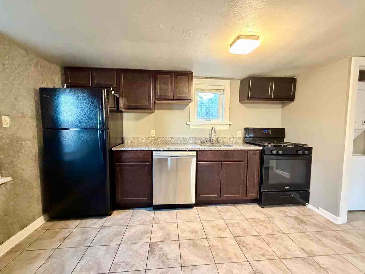 19 Kosciusko Way - Photo 2 of 9