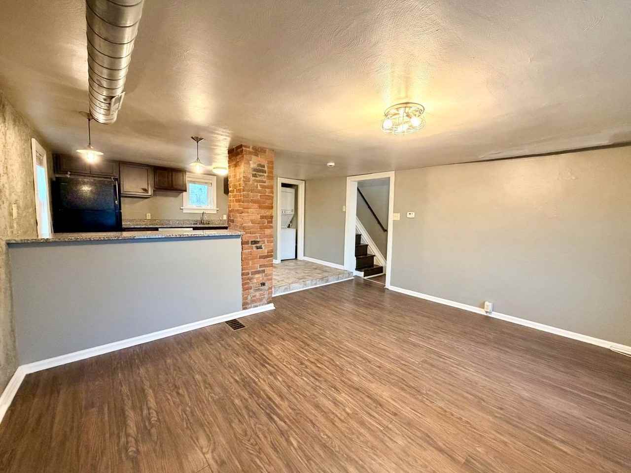 19 Kosciusko Way - Photo 3 of 9