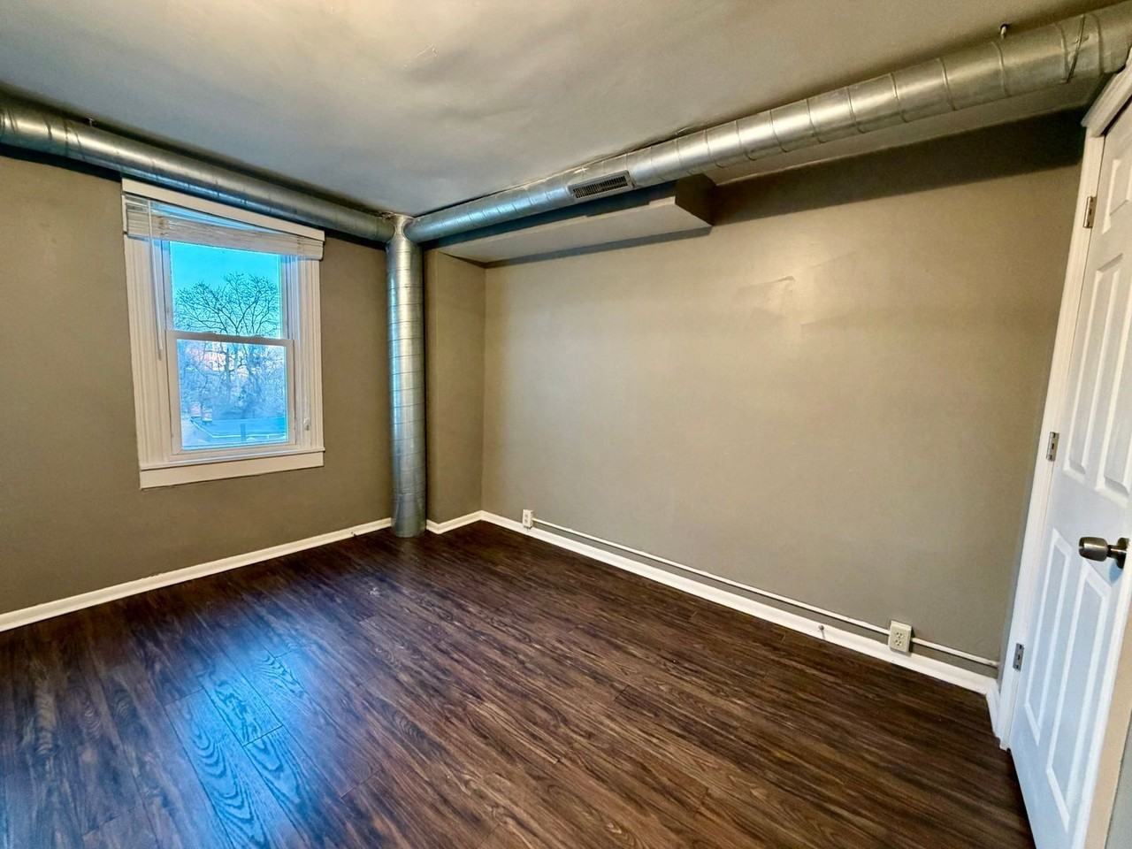 19 Kosciusko Way - Photo 4 of 9