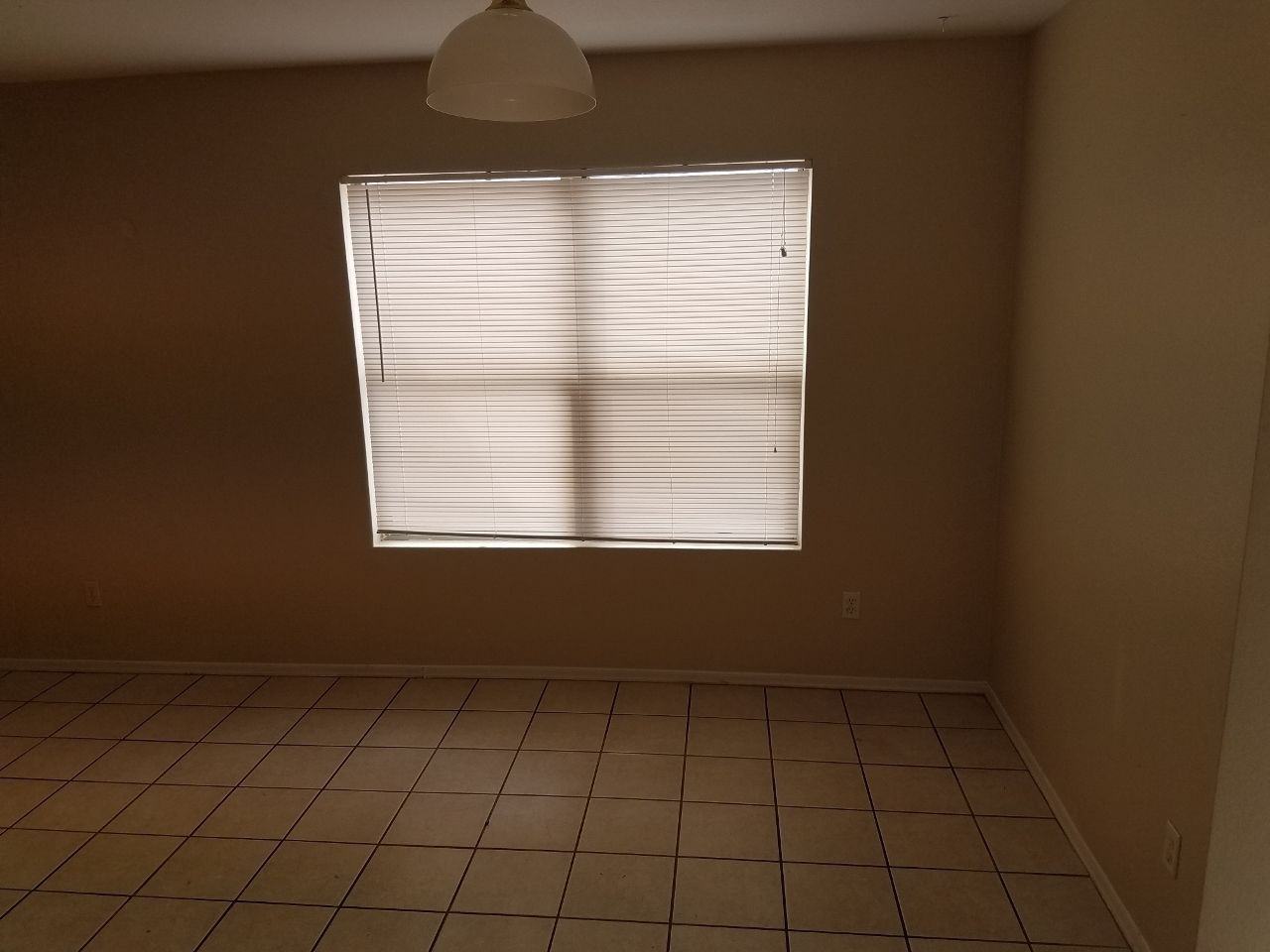 11796 W Dahlia Dr - Photo 3 of 13