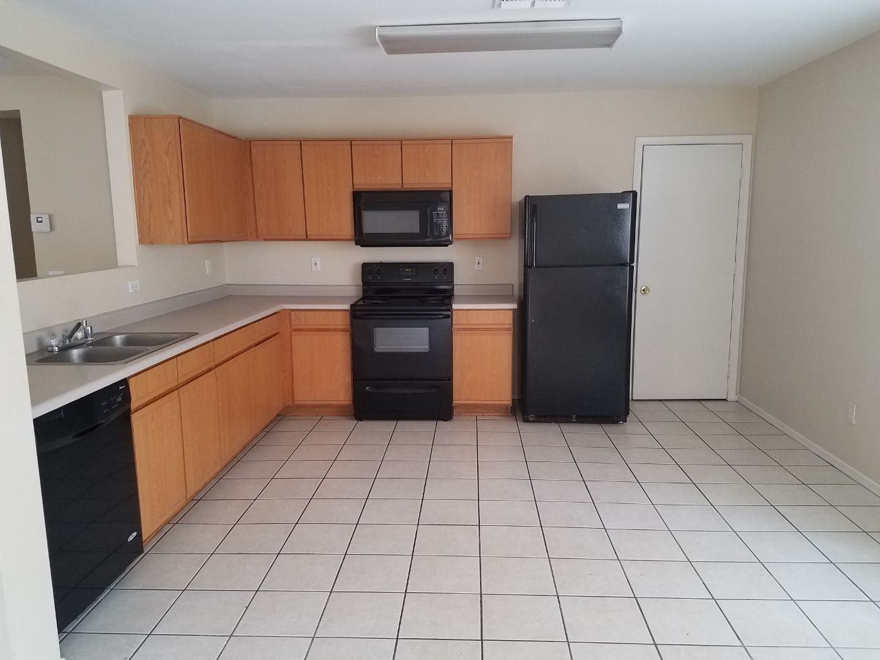 11796 W Dahlia Dr - Photo 4 of 13