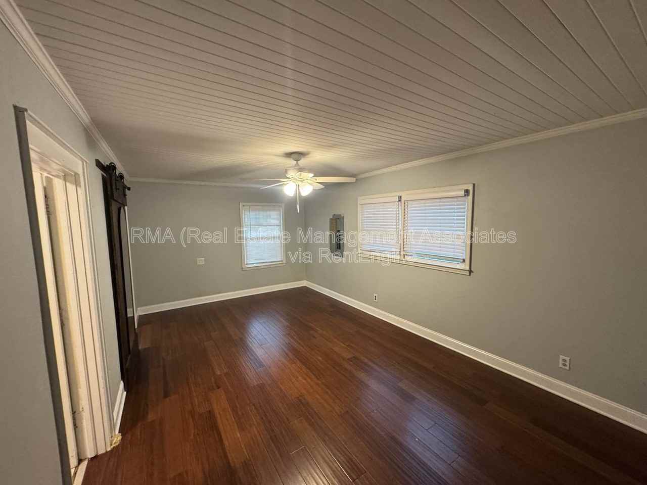 1122 Maple Dr - Photo 7 of 16