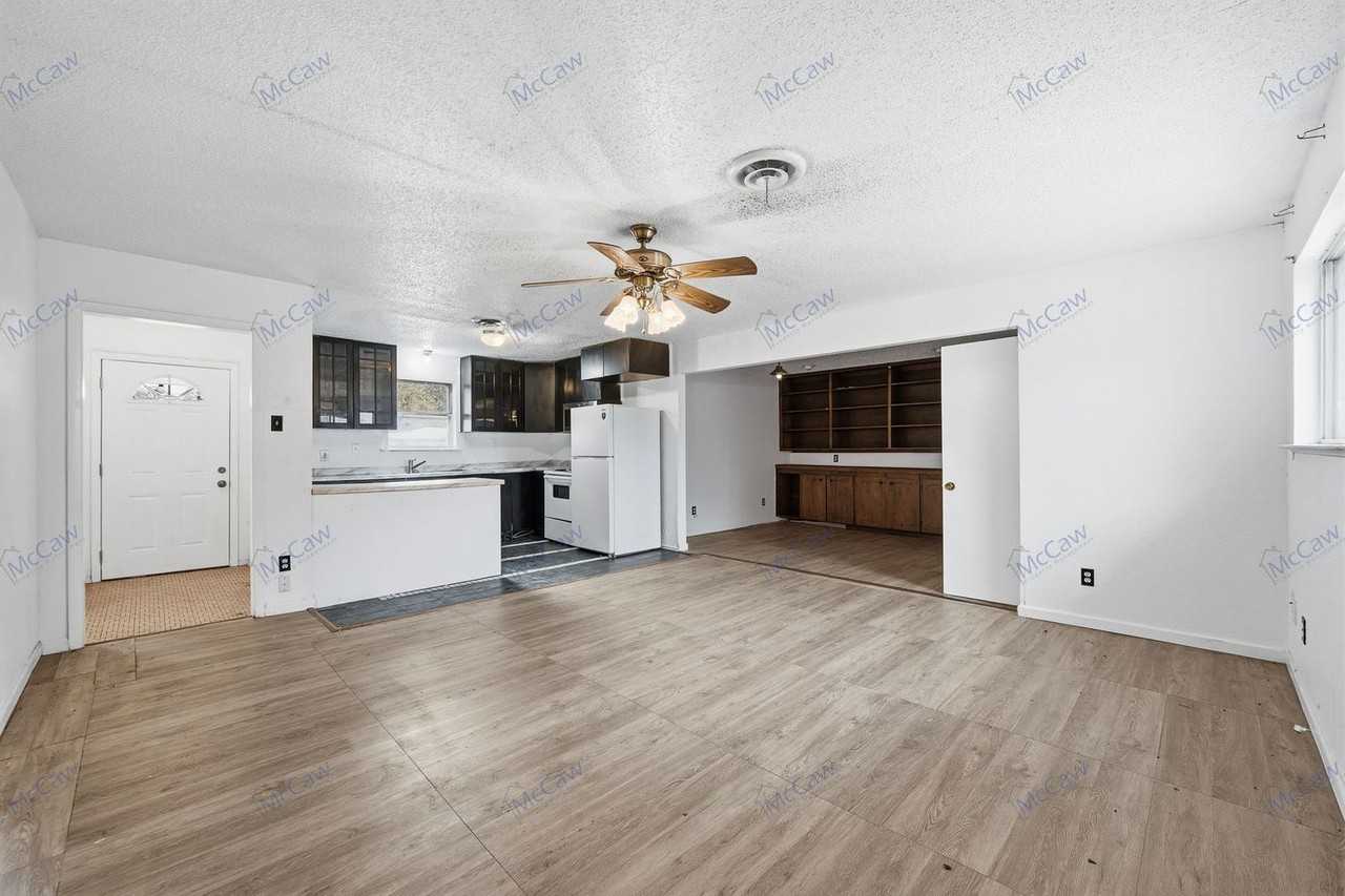 6921 Greenlee St - Photo 6 of 29