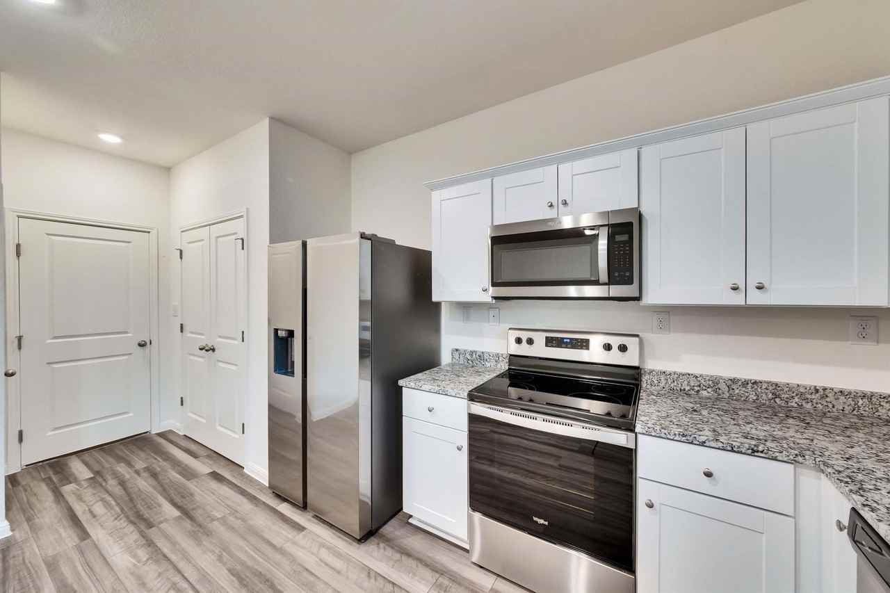 1008 Gray Fox Cv - Photo 6 of 21