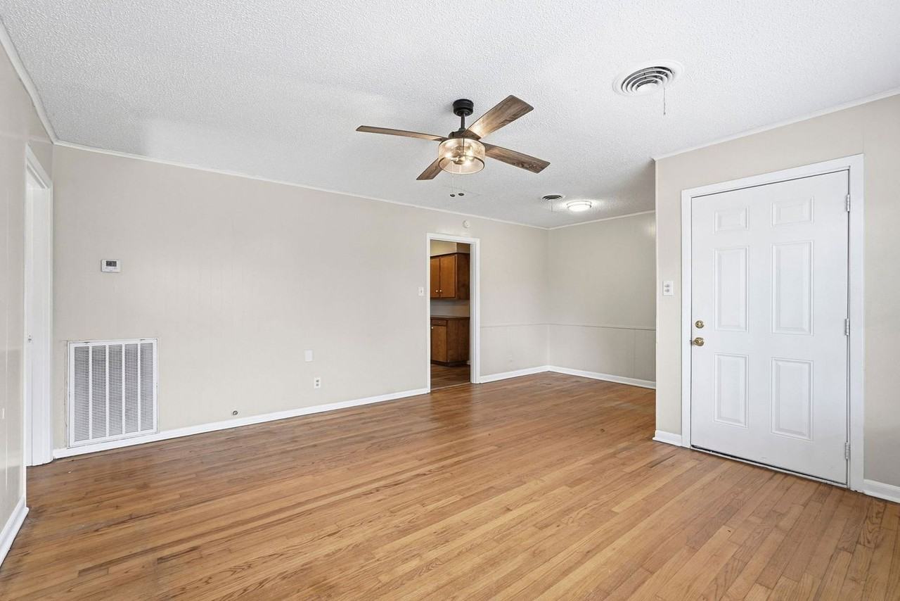 1759 S Park Dr - Photo 6 of 25