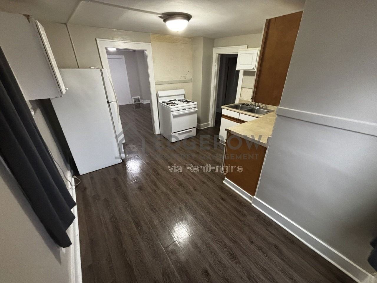 1263 College Ave Ne #2 - Photo 6 of 12