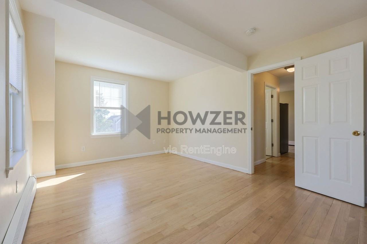 91 Louis St - Photo 6 of 28