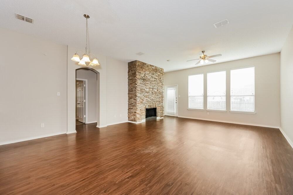 216 Quail Meadows Ln - Photo 3 of 16