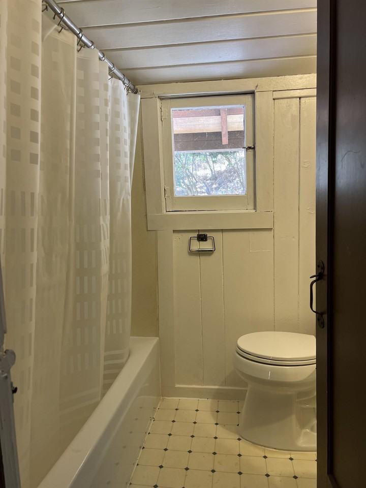 3343 St Marys Rd #A - Photo 7 of 10