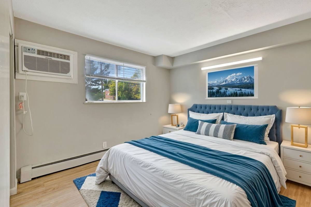 2342 Beechmont Ave #10 - Photo 3 of 7