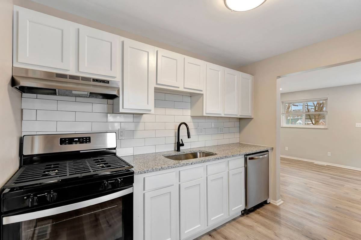 7201 Longfield Dr #4 - Photo 3 of 10