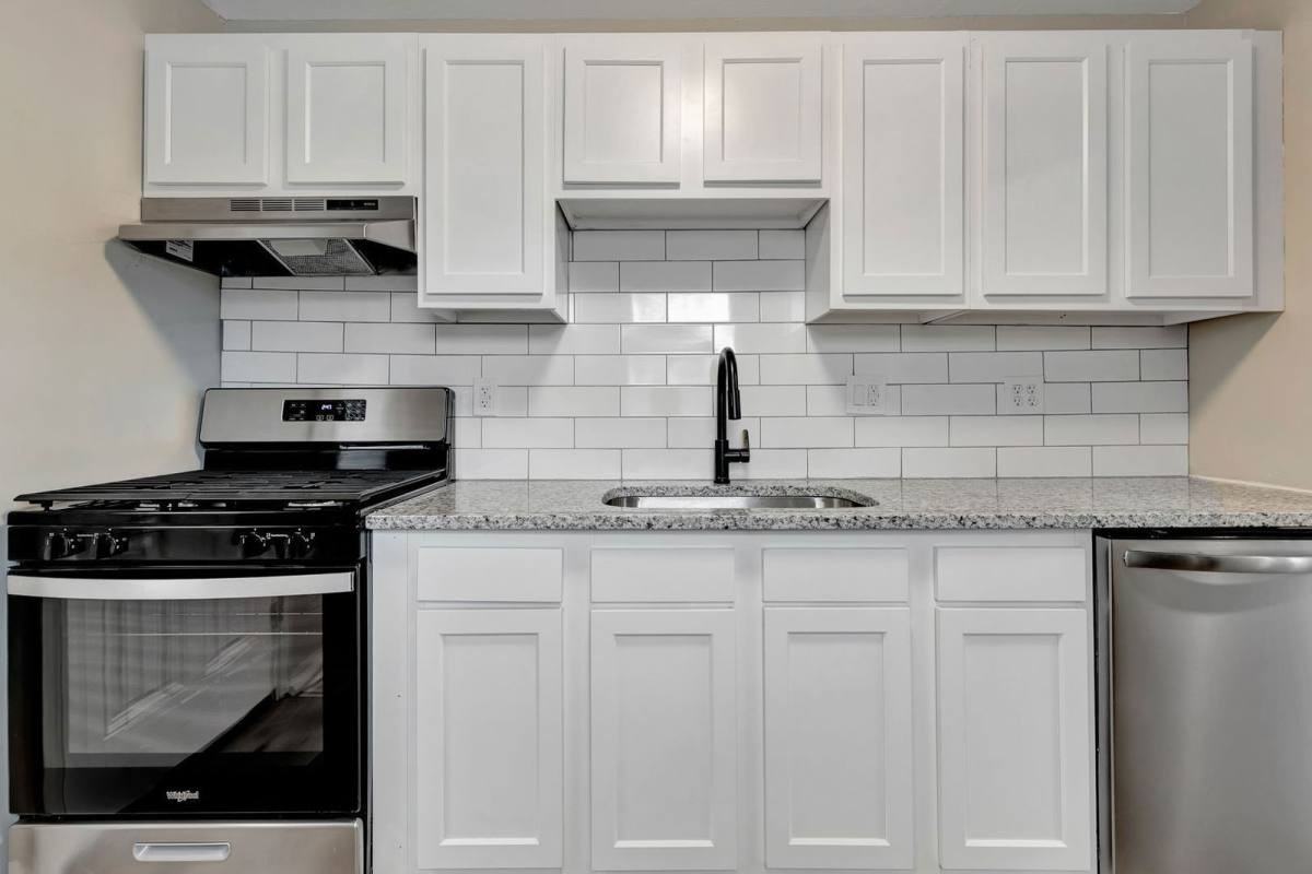 7201 Longfield Dr #4 - Photo 4 of 10