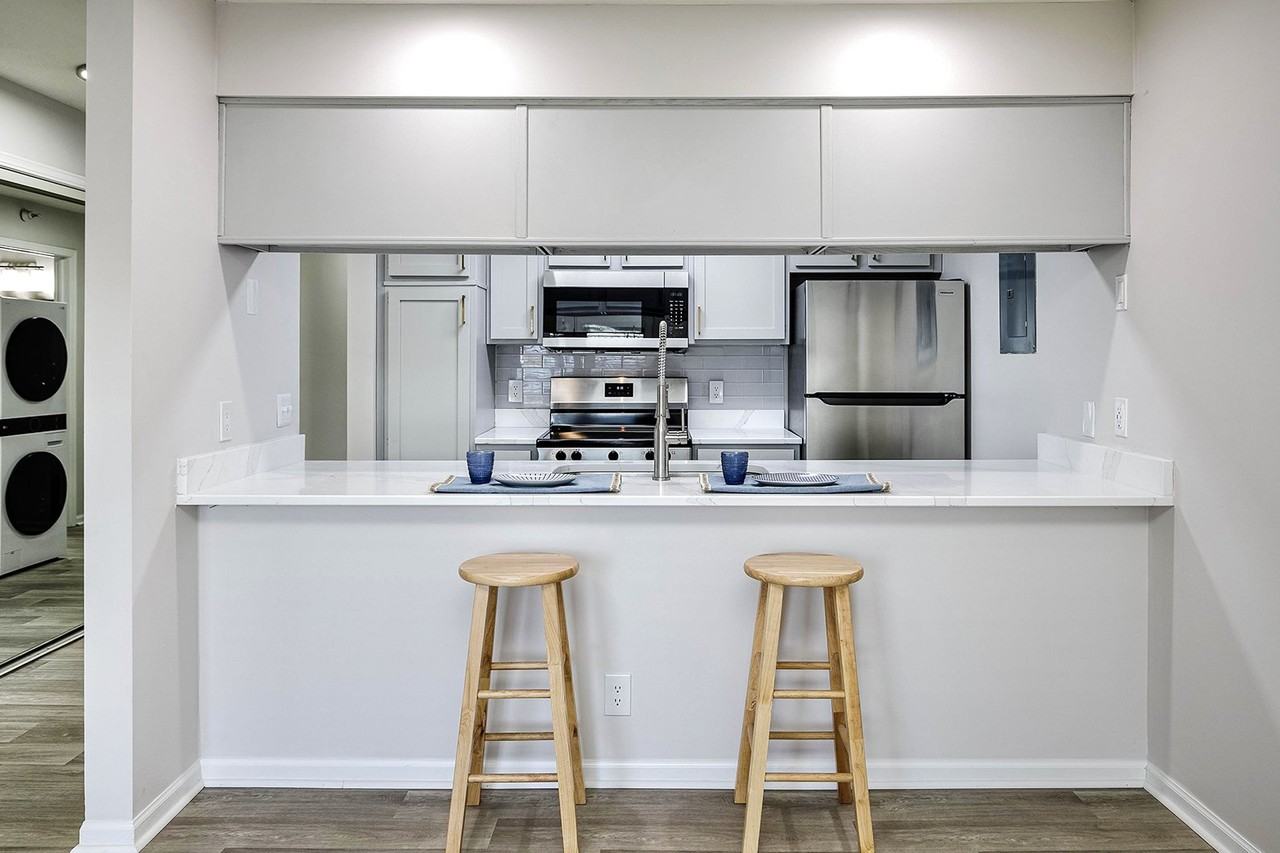 Lakeview Park - Photo 2 of 25