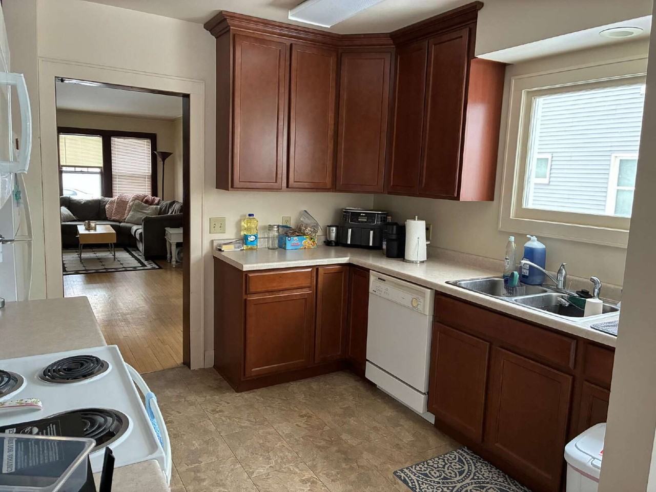 515 Broadway St - Photo 4 of 18