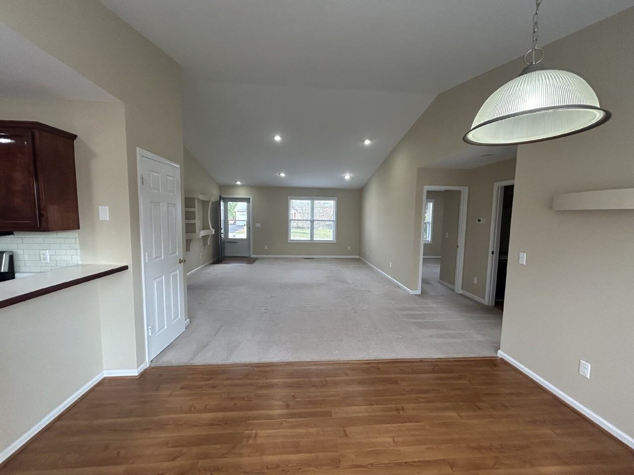 615 Clifton Ln - Photo 3 of 14