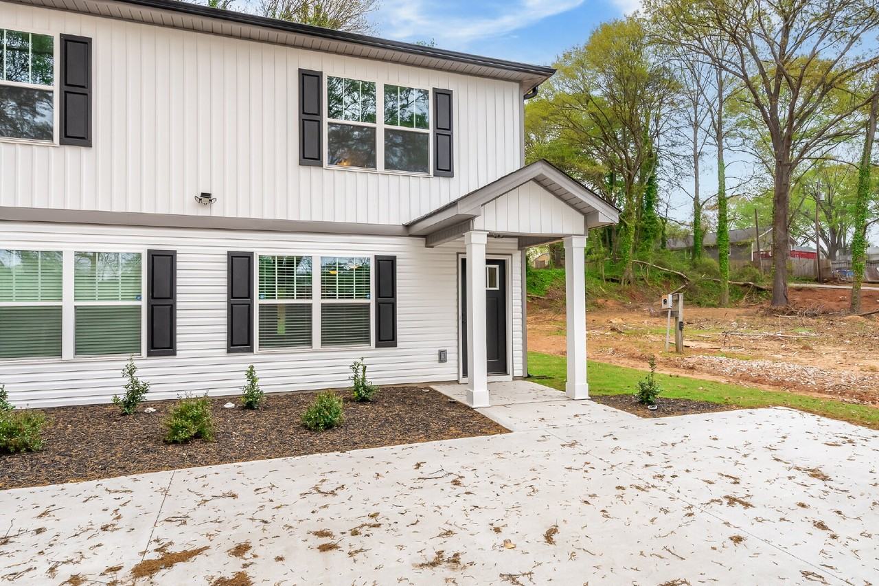 210 Old Bleachery Rd - Photo 2 of 32